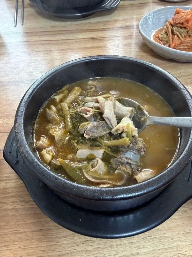 쪽갈비 이렇게 먹으면 정떨어져? 대표 이미지