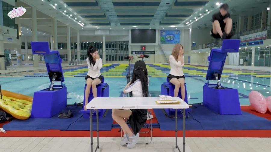 프로미스나인) 아니 다들 너무 멀리 날아가는데 ㅋㅋㅋ_13.webp