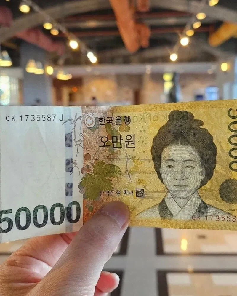 이재용에게 팁 받은 카페 직원.jpg_3.webp
