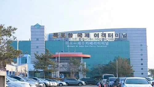 배트맨의 정체를 알아넨 허접 잡범 이미지 5