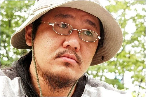 대통령이 뱀파이어 도륙내는 영화 이미지 10