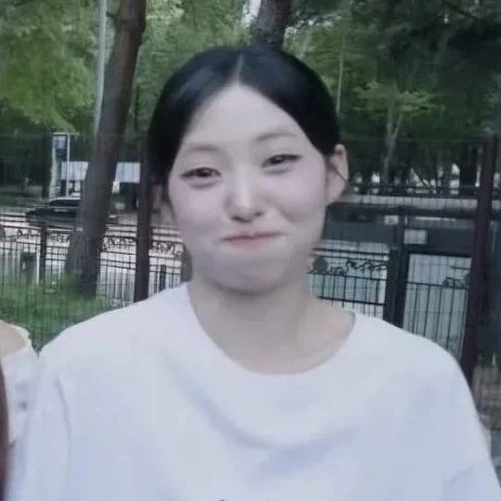 리센느)빵터진 리브_1.webp