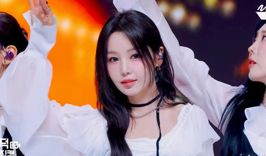 42세 여자 아이돌_5.webp