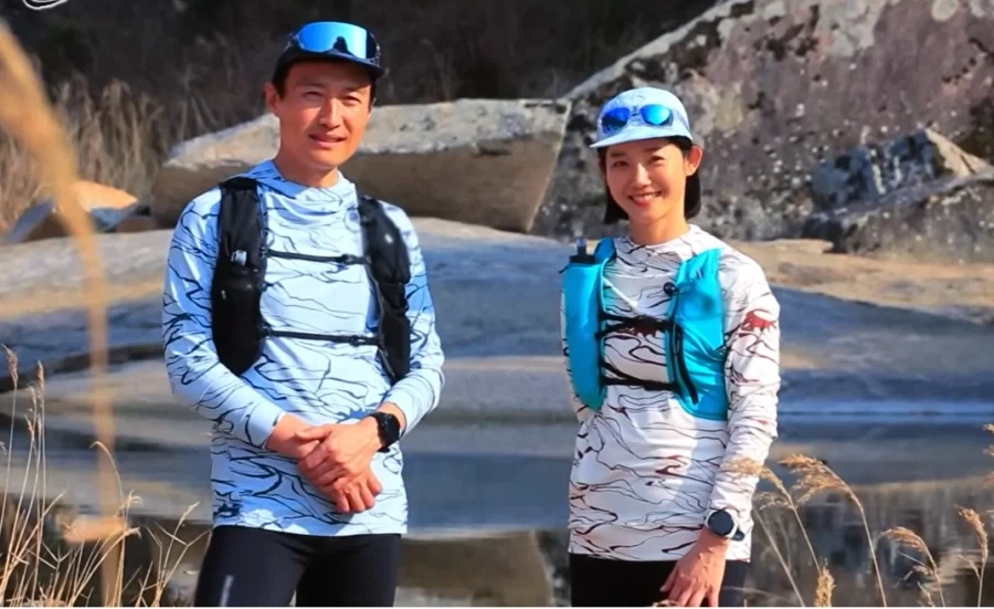 다큐멘타리에 출연한 51세 남편과 49세 아내 부부.jpg_3.webp