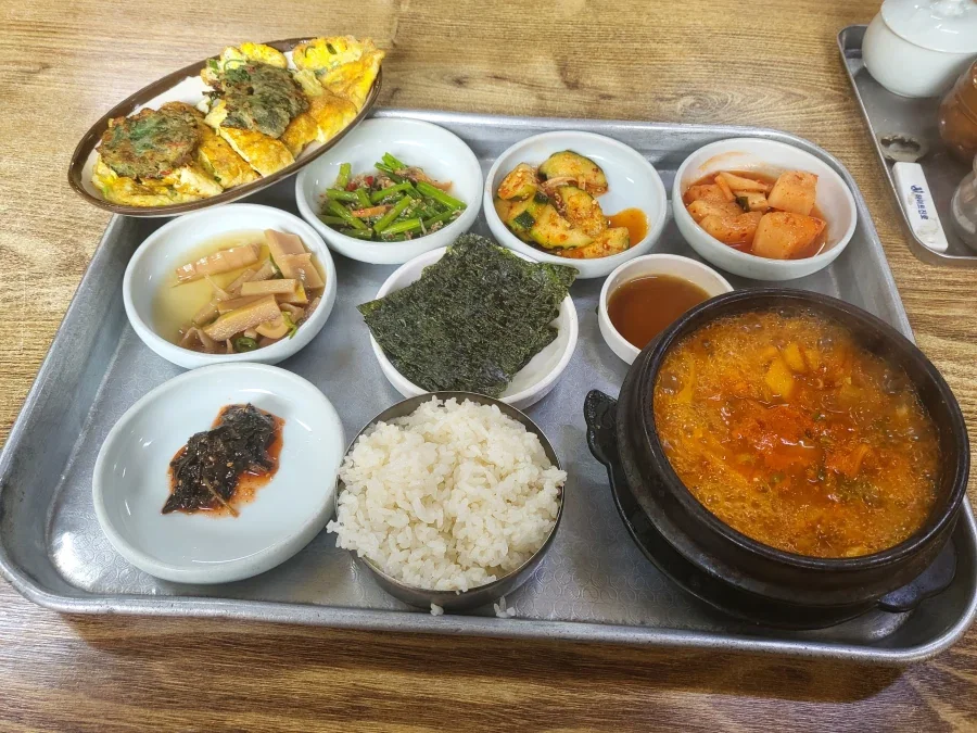 나는 계란말이가 약간 건조한게 좋더라_2.webp
