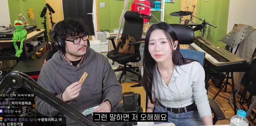 알고보니 자기 컨텐츠서 대놓고 공개 연애했던 유튜버.jpg_7.webp