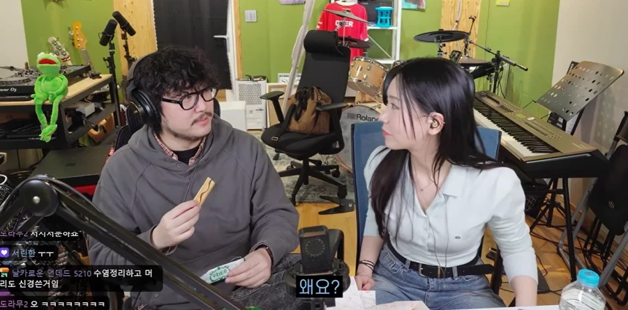 알고보니 자기 컨텐츠서 대놓고 공개 연애했던 유튜버.jpg_8.webp