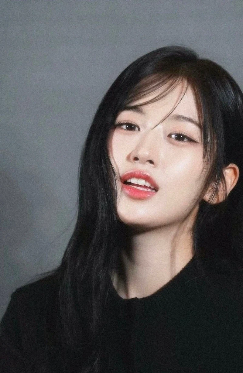 아이브 유진 흑발.jpg_4.webp