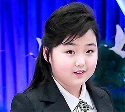 무협에서 나오는 "아닛, 천하5검중 한분이신 OO을 모른단 말이냣!"은 고증이다. 이미지 2