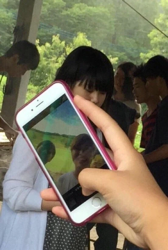 와 사진 찍어주는 거야?_2.webp