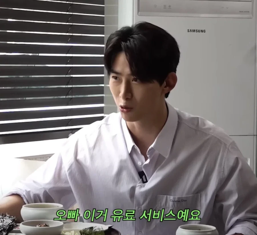 옥택연이 팬들에게 열심히 하는 이유.jpg_11.webp