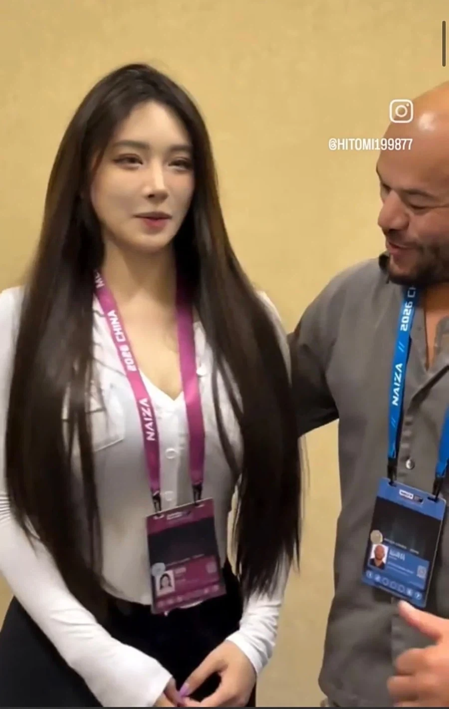 몸매 개쩌는 처자.jpg