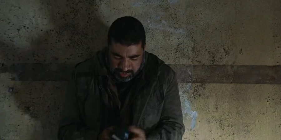 MCU) ???: "당신을 죽이진 않아."