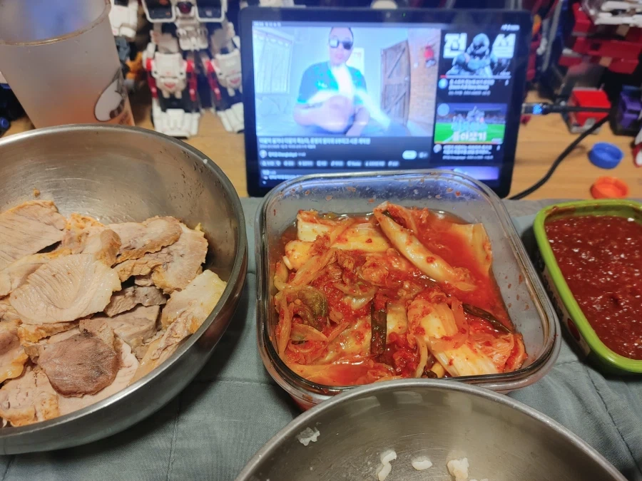 수육 다 뒤졌다!!!
