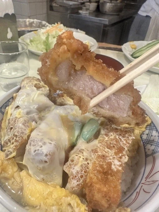 가츠동 먹고 싶다