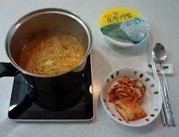 여동생이 라면 끓여줌ㅎㅎ