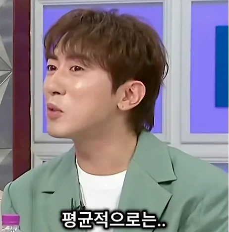 유튜브 조회수 200만 나오면 긴급회의 하는 숏박스.jpg - 이미지 7