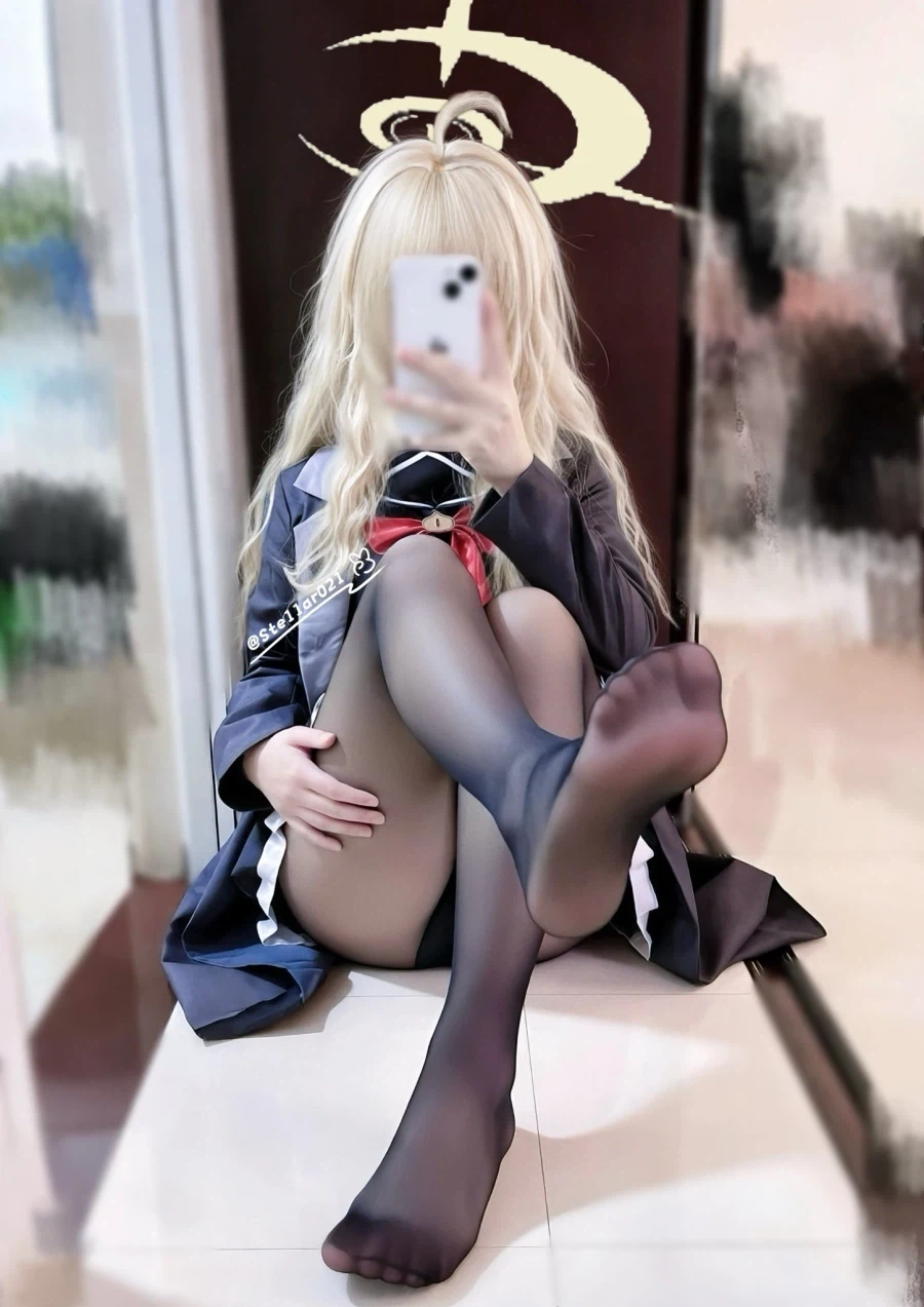 검스 신은 다리가 예쁜 히죽히죽 교수 코스프레 - 이미지 3