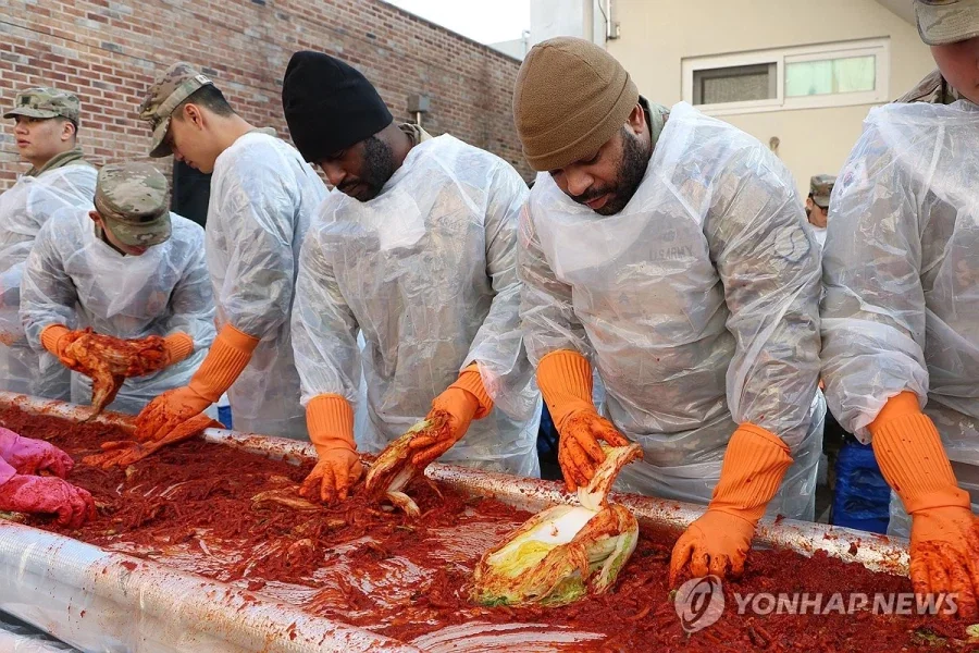 겨울이 다가오면 주한미군들이 하는 행사 - 이미지 3