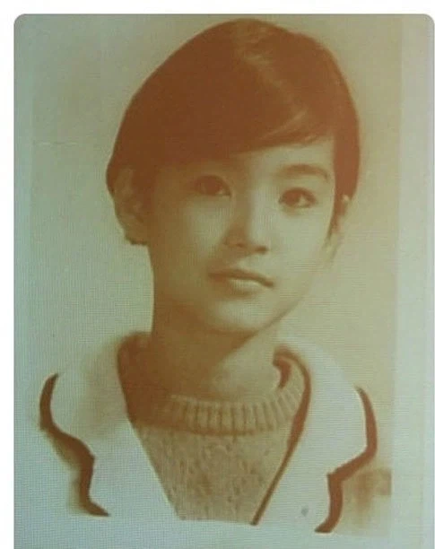 70년대 교복 촌스럽지 않게 입는 법 - 이미지 2