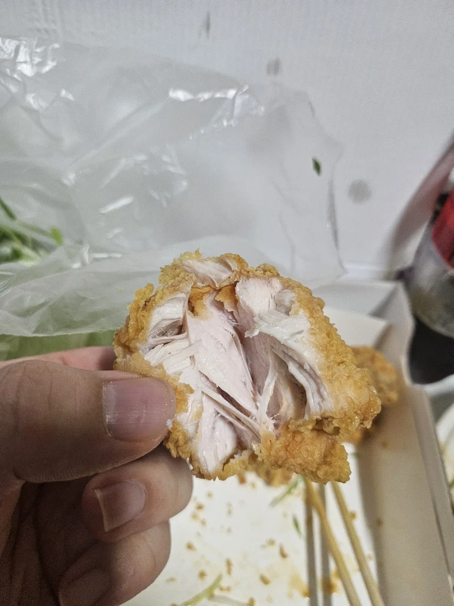 bhc 순살은 가슴살이라서 문제인게 아니라
