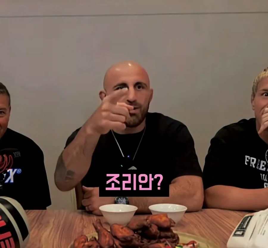 유튜브 라이브중에 시청자에게 속은UFC선수 - 이미지 9