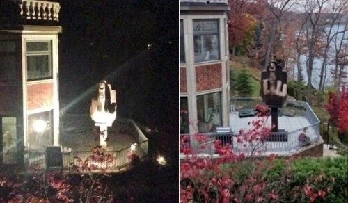 옆집에 이사온 남자가 세운 동상 - 이미지 2