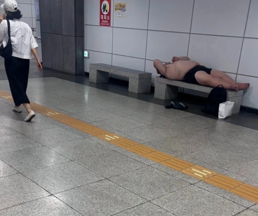 한국인걸 믿을 수 없는 사진