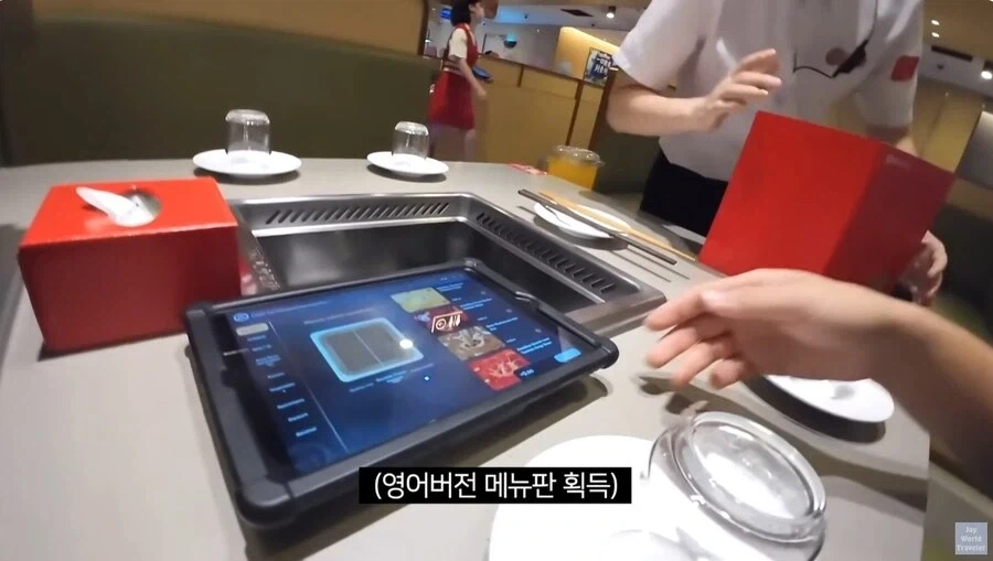 훠궈 처음 먹는 손님을 본 가게 직원들 - 이미지 2