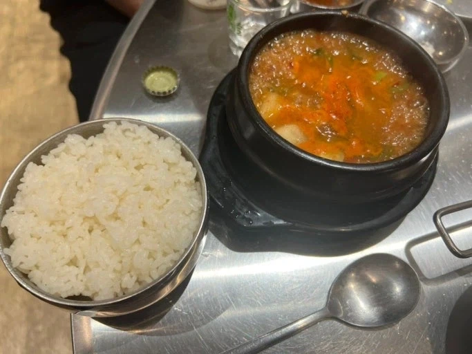 밥이랑 된찌 vs 비냉