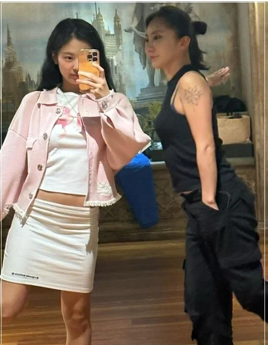 수지 제니가 입은 티셔츠 가격.jpg - 이미지 5