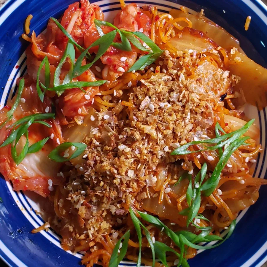 한국인이라면 수입 된 음식에 참지 못하는 행동 - 이미지 2