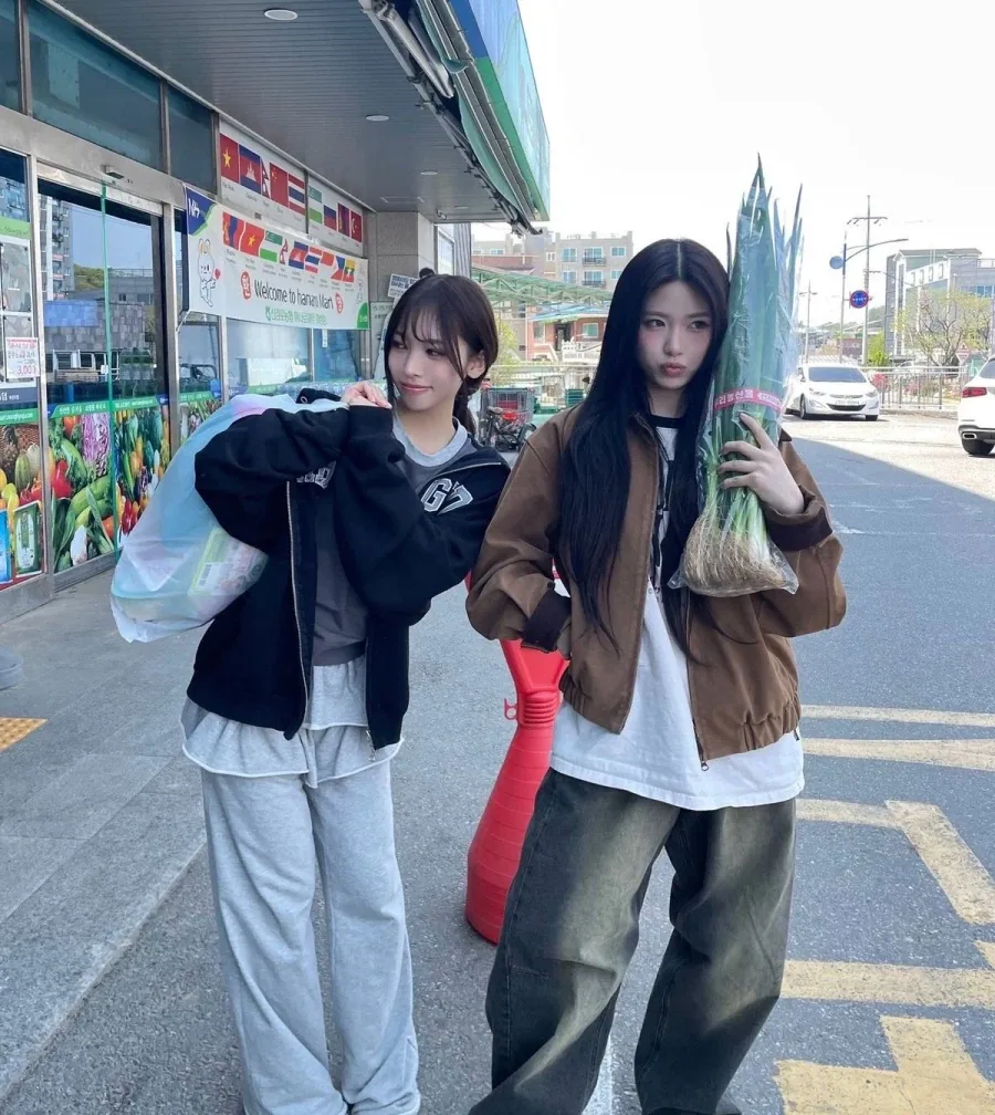 장보고 나온듯한 리센느 막내즈... - 이미지 2