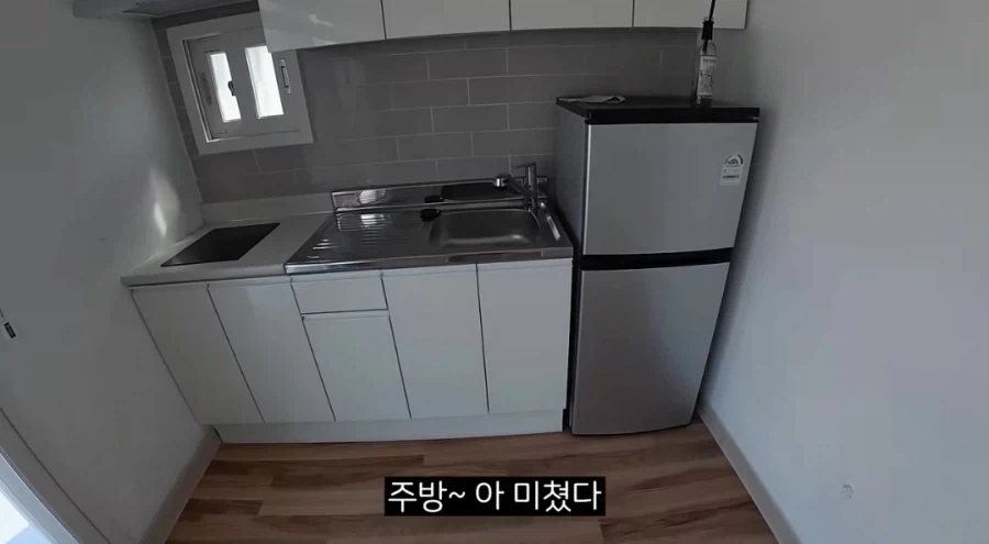 황제성 유튜브에서 김세의 엄마 건물 불법증축 증거자료 확보