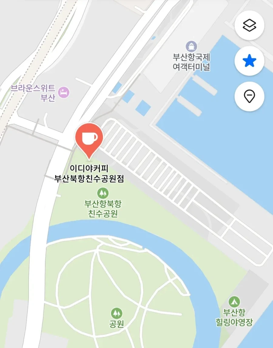 부산 상어 때문에 난리난 카페