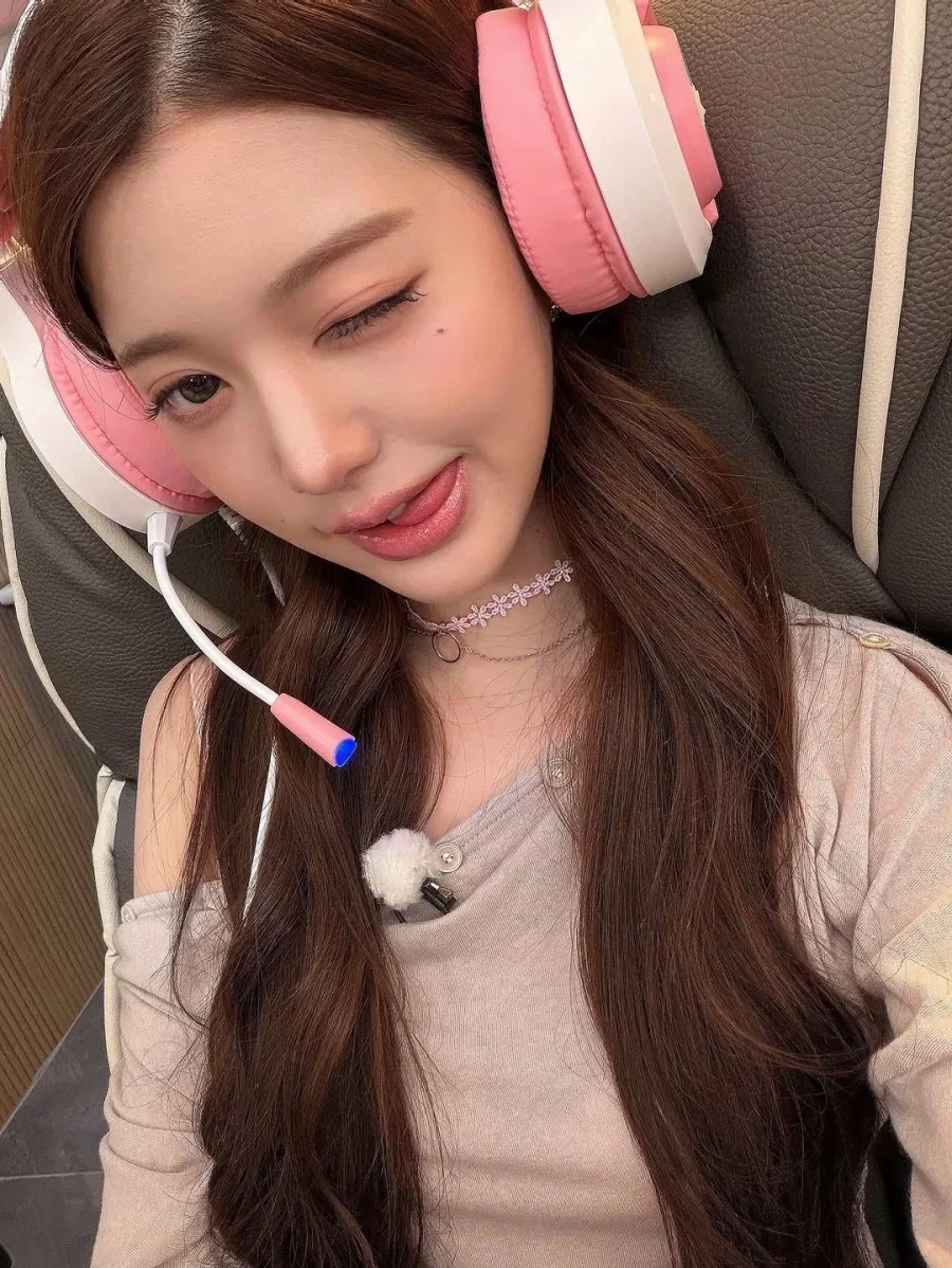 PC방 간 장원영 - 이미지 5