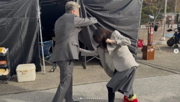 한소희 인스타 보니 이분들은 왜..