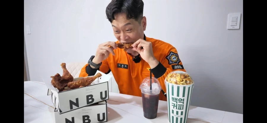 추석특집 먹방하며 영상올린 소방관삼촌 - 이미지 8