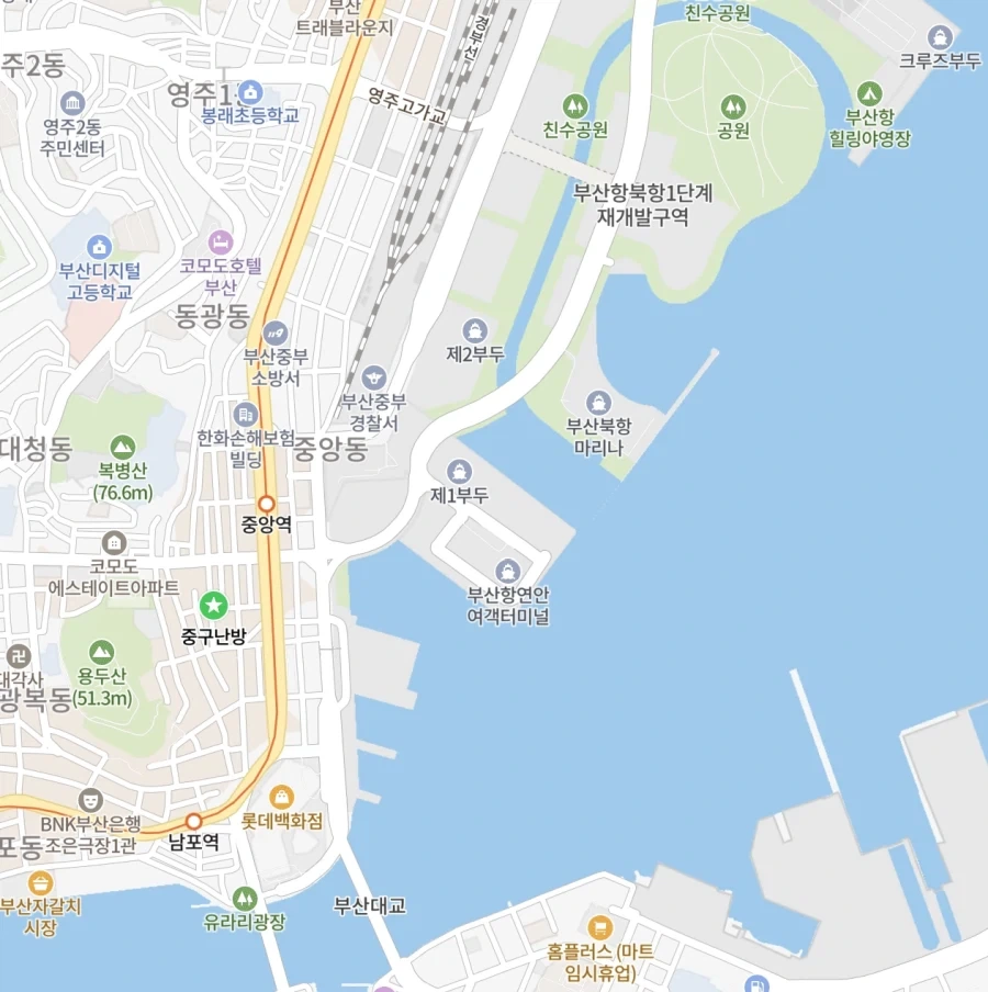 부산 영도 공무원이 친수공원 상어 졸라 부러워하는 이유 - 이미지 4