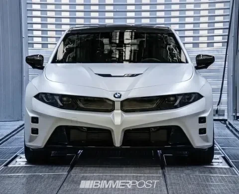 BMW M3 전기차 유출