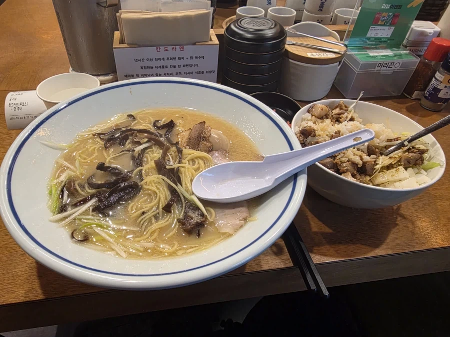 이 라멘집 사장님은 덕후가 확실하다!!