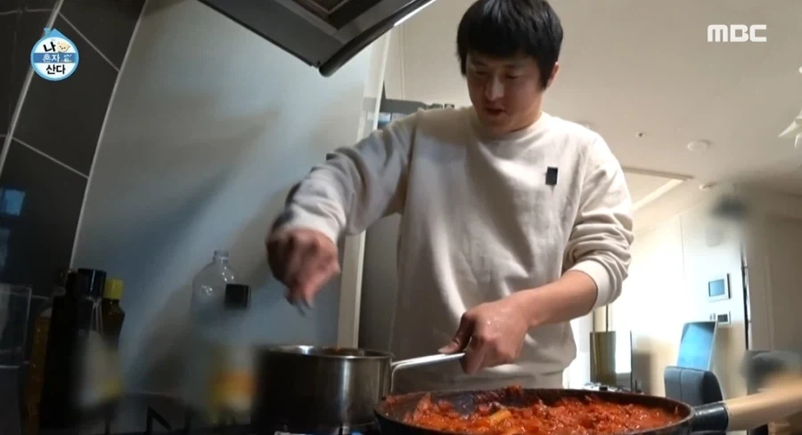 이 사람이 요리한거면 왠지 먹어선 안될 것 같음의 표본