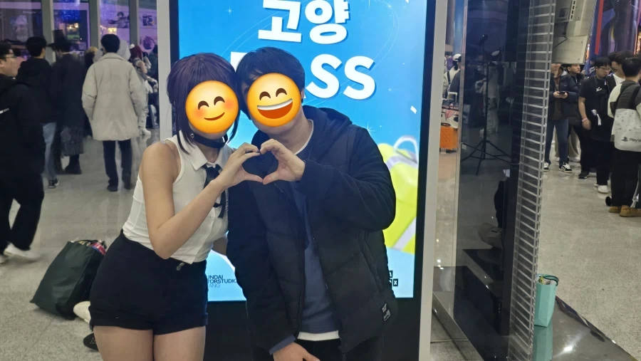코스프레이어랑 사진찍었던거? - 이미지 5