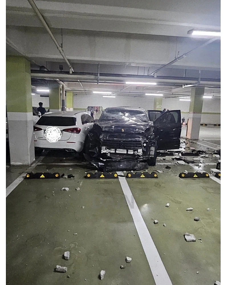 싱글벙글 애니 속 자동차로 벽에 구멍 내는 게 현실적인 이유 - 이미지 3