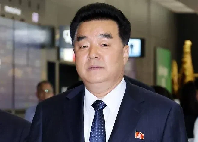 관상이 매우 낯이 익은 북한사람