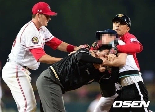 한국 야구는 이 사건 이전과 이후로 나뉜다.