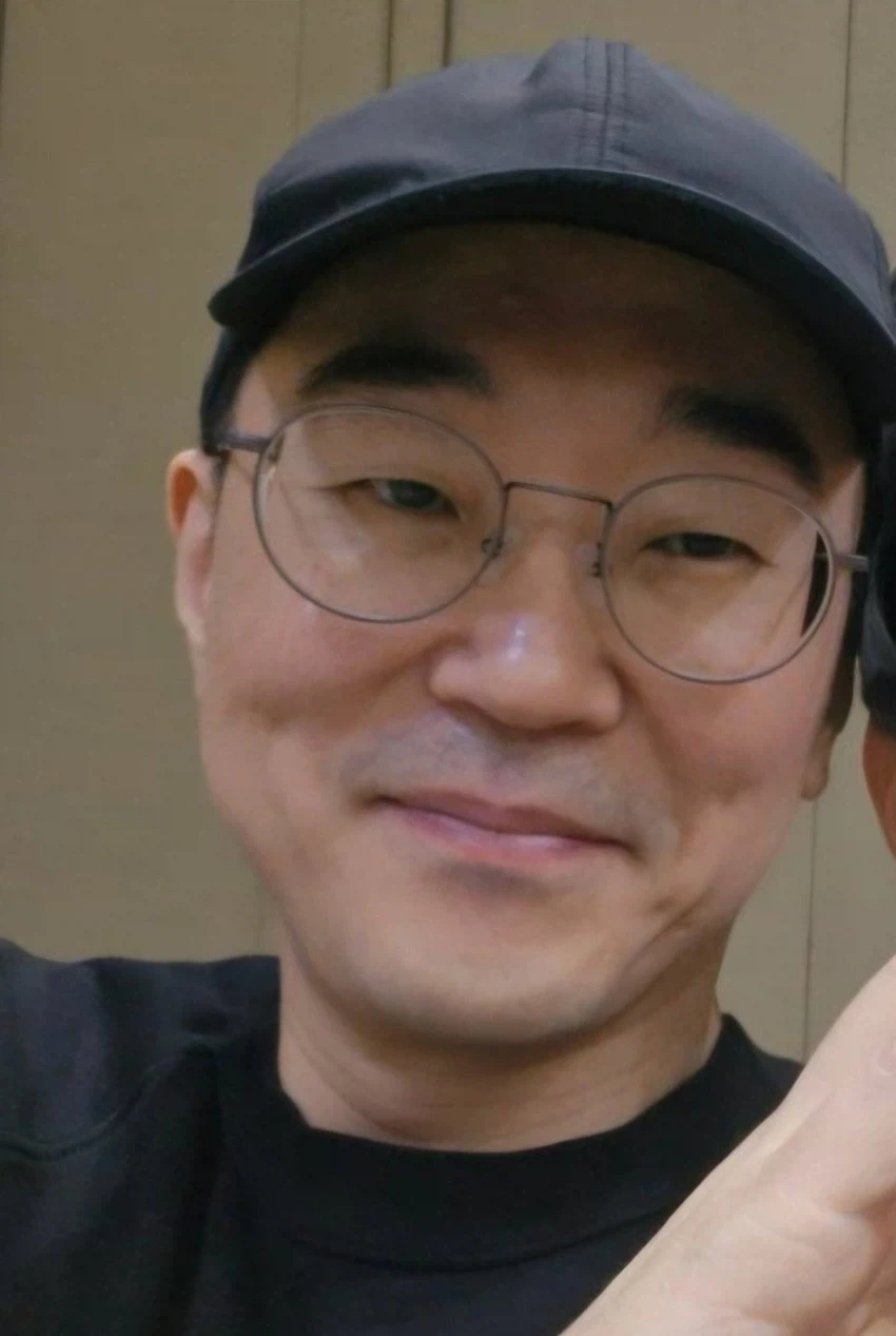 김용하는 75년생인데 중년 아저씨 느낌이 안나고 젊은 청년 느낌 나네 - 이미지 2