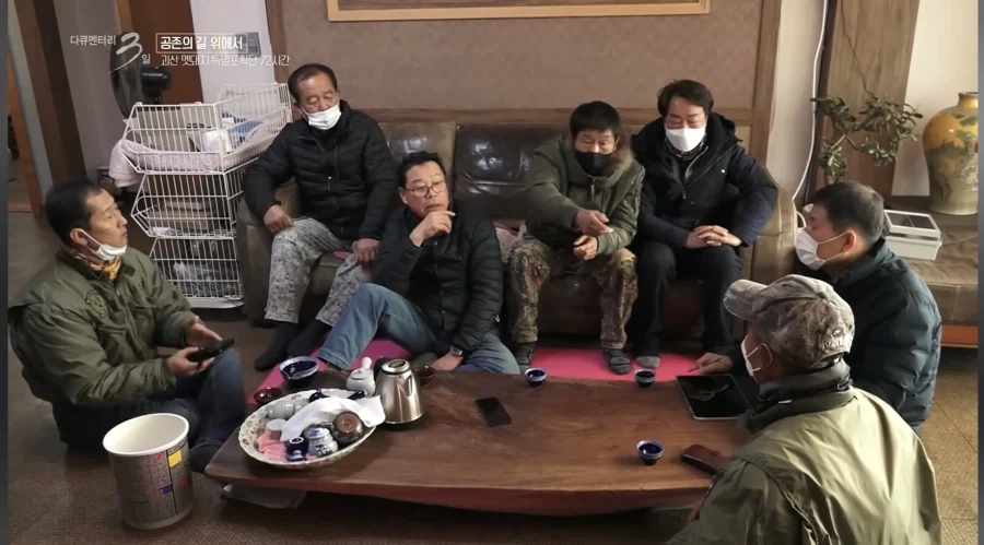 그놈의 "생겼으면 하는 예능" 예시로 맨날 끌려나오는 다큐3일 특징 - 이미지 2