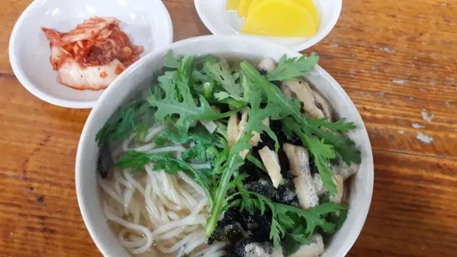 호불호 갈리는 우동 토핑