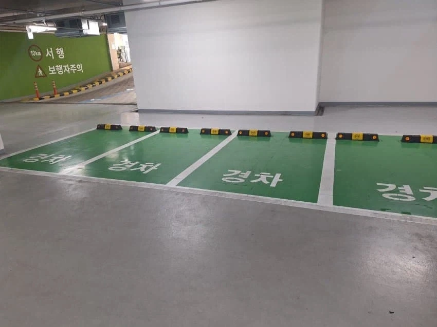 여성전용 주차장 만큼 필요없다고 생각 하는 것